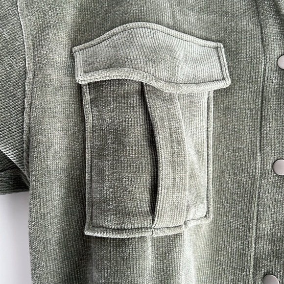 Jacket - Picture 3 of 3